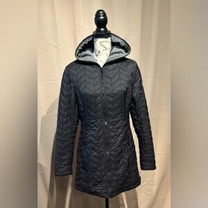 Guess Women's Black Quilted Hooded Jacket size Sm.